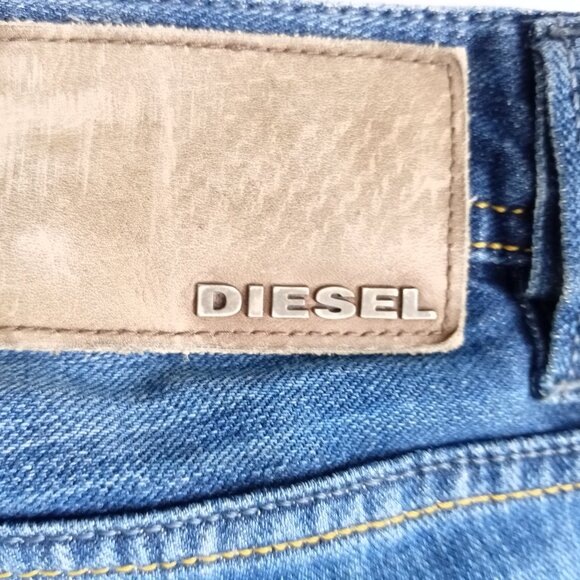 Diesel Men's Indigo Straight Jeans - Picture 4 of 16